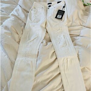 True Religion Jennie Curvy Mid rise skinny distressed/ripped  size 26 NWT